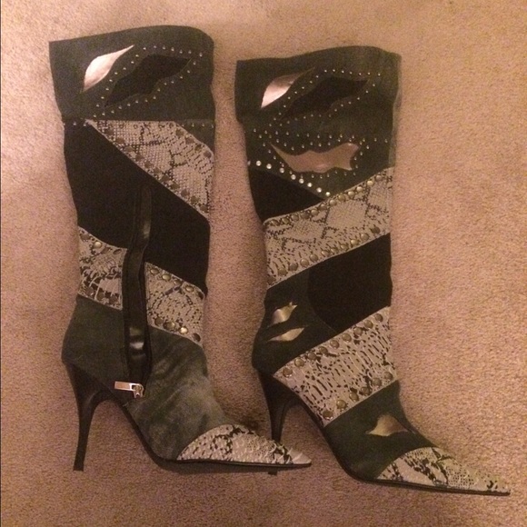 Knee high Pleasure Boots 8 NEVER WORN