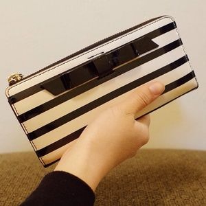 NWOT Kate Spade Patent Striped Bow Wallet