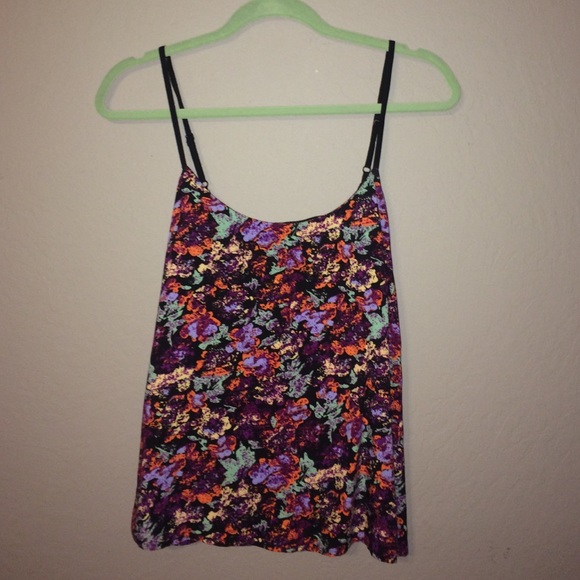 Lovely Girl floral top