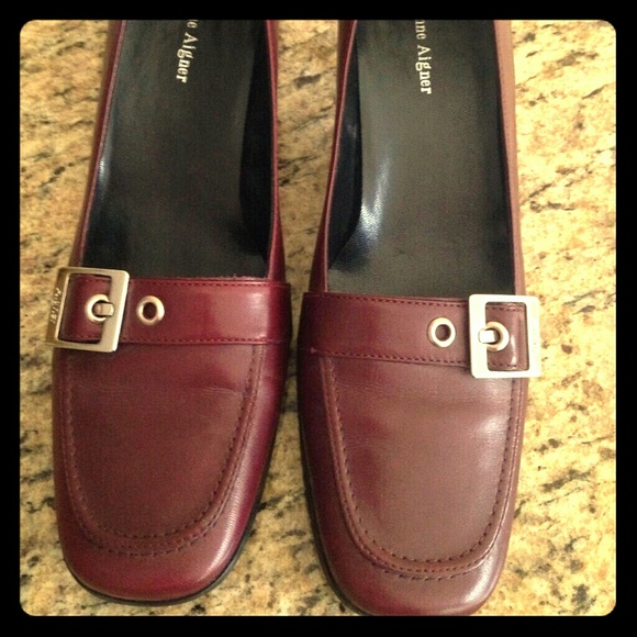 Etienne Aigner Burgundy Low Pumps