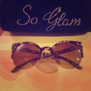 Retro cat eye sunglasses