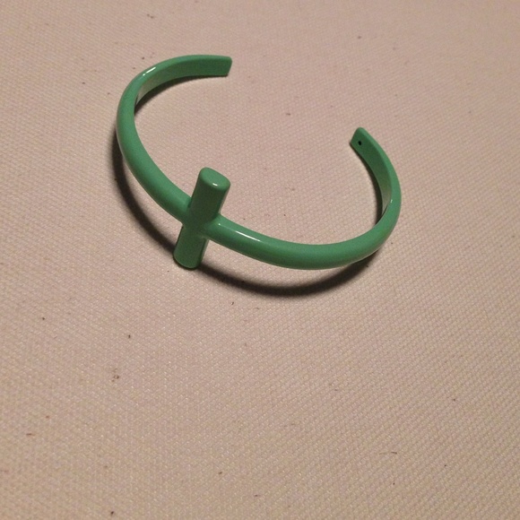 Cross bracelet
