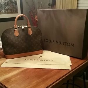 100% AUTHENTIC!!! Louis Vuitton Alma PM