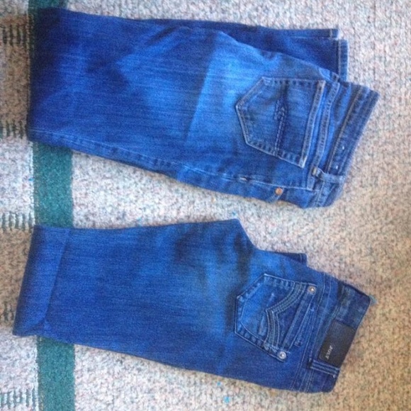 Jeans - Picture 2 of 3