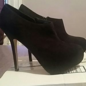 Womens Booties