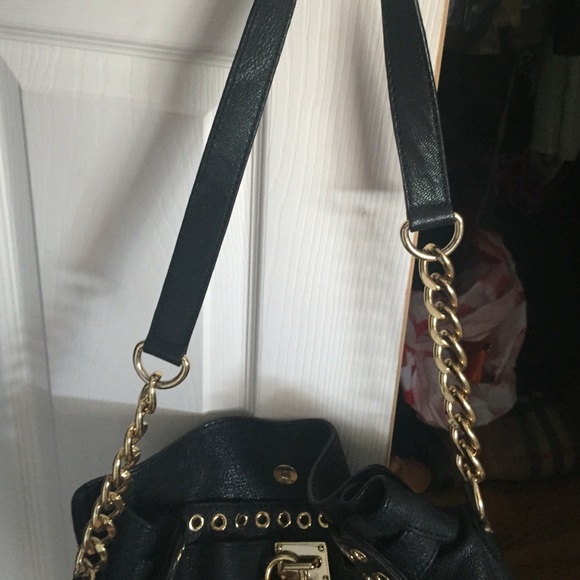 AUTHENTIC MICHAEL KORS BAG WITH GOLD GROMMETS - Picture 4 of 4