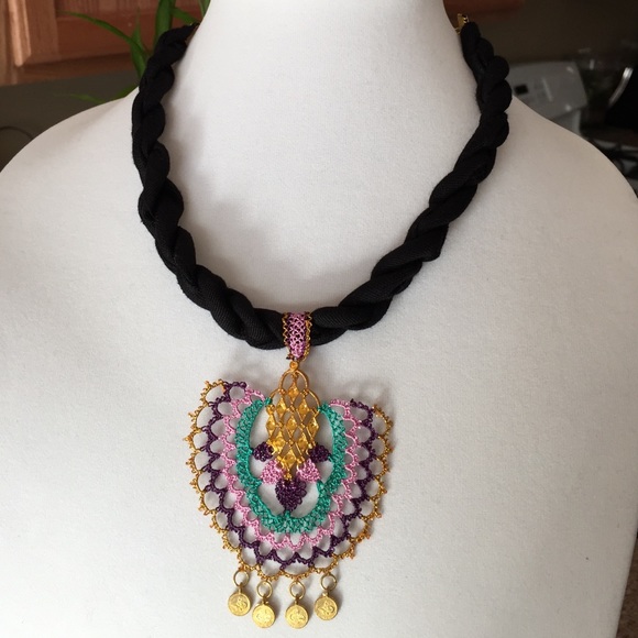 Necklace Hand Made - Picture 2 of 4