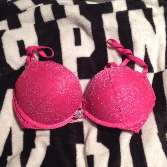 Victoria's Secret Bombshell Plunge convertible Bra