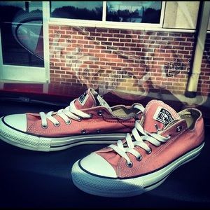 Pink Converse💕
