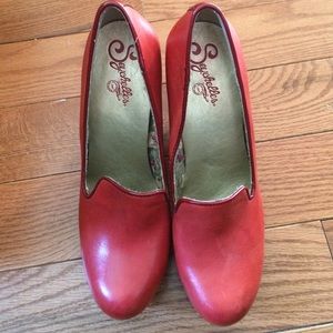 Seychelles red leather wedge