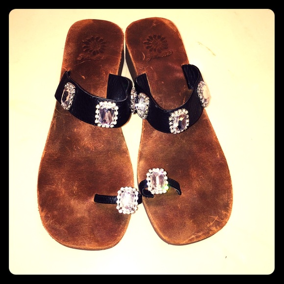 Yellow box Bling sandals