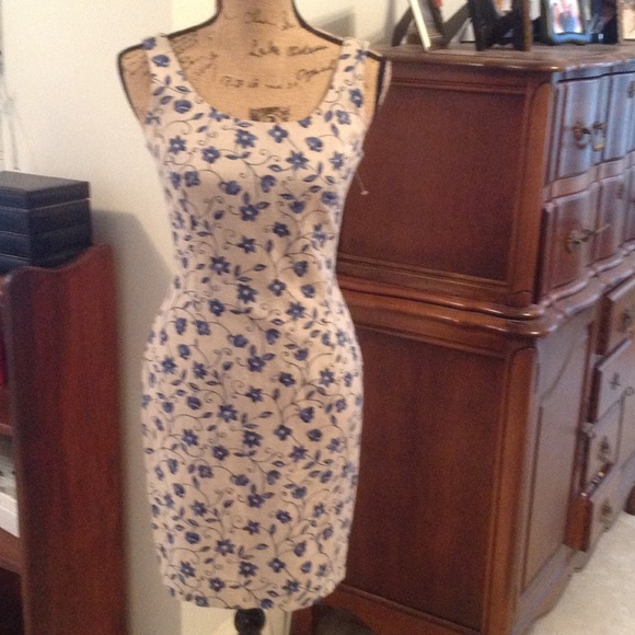 Ann Taylor Dresses & Skirts - Sleeveless dress.  Taupe w/ blue floral design.