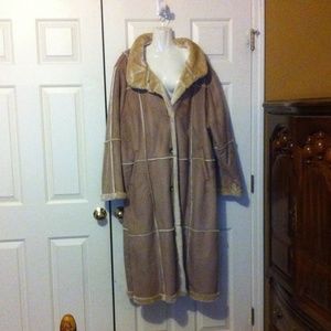 NWOT- Maxi Winter Coat