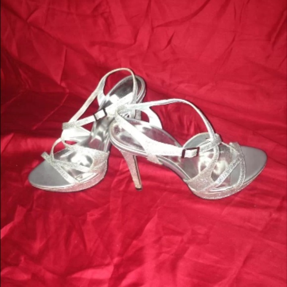 Sparkly silver 4 inch heels