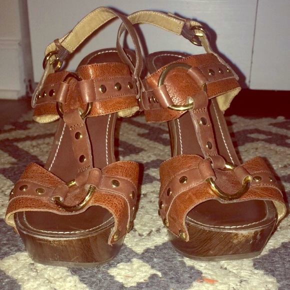 Brown Jessica Simpson Platform Heels