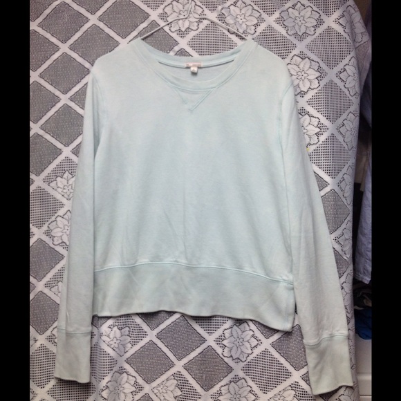 Mint Green Short Sweatshirt-NWOT-$9.00