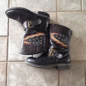 Americana Black Boots!