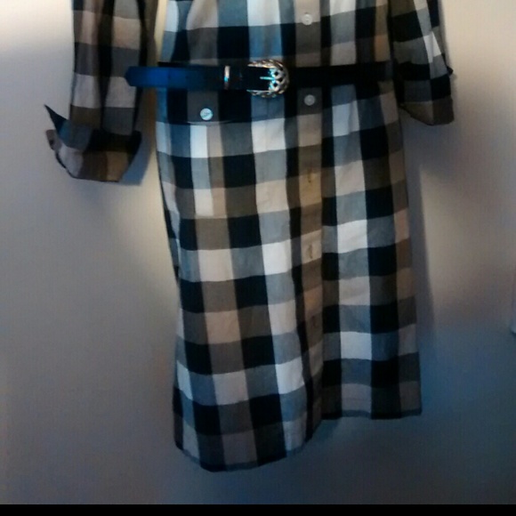 Dress - Picture 2 of 3