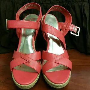 Sofia Vergara Tara Heels