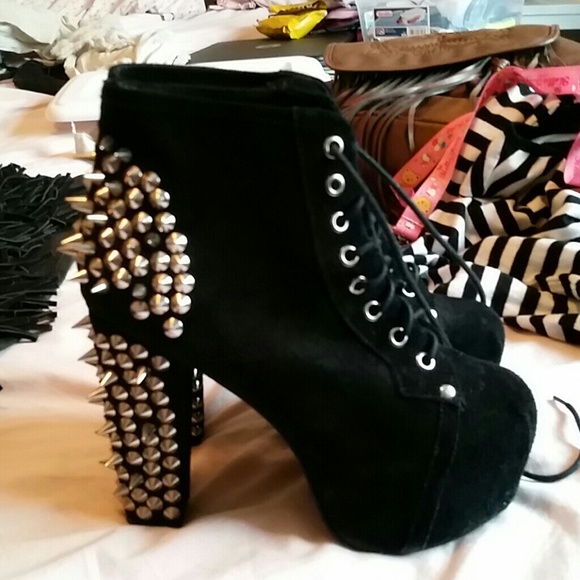 Jeffery Campbell spike Lita