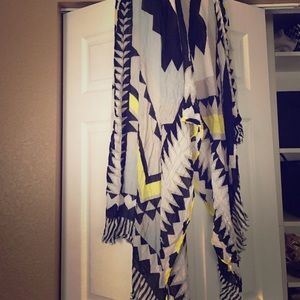 ◽️▪️Large Aztec inspired scarf▪️◽️