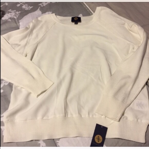 Last one๐ทIvory / white top๐ท - Picture 4 of 4