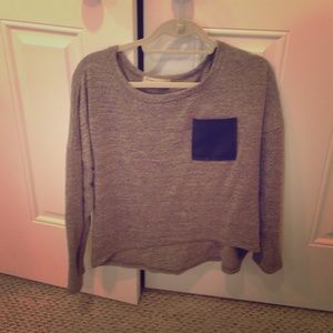 Grey long sleeve pocket tee