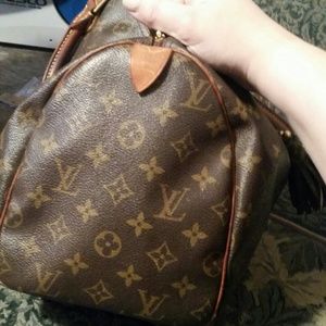 Louis Vuitton speedy 30