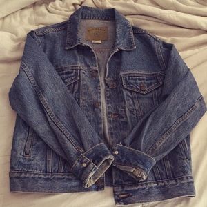 ⚡️SALE⚡️Vintage Gap Denim Jacket