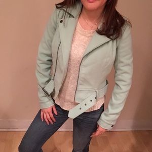 Big sale for skinny girl