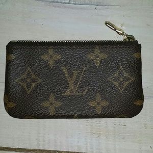 Louis Vuitton Authentic Monogram Key Pouch
