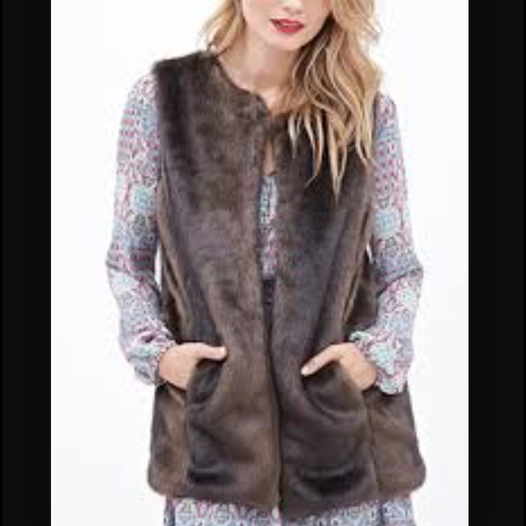 Collarless Faux Fur Vest