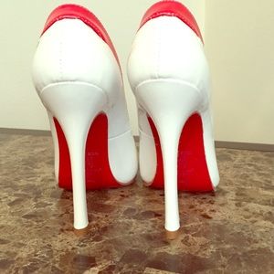 NON authentic christian louboutin heels!!!
