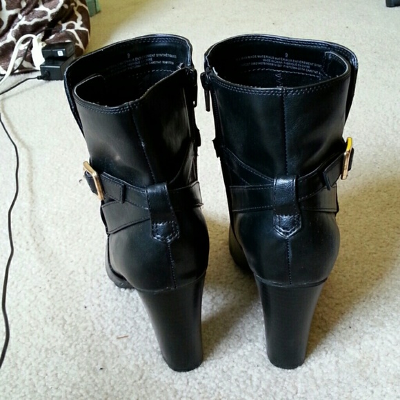 Booties - Picture 4 of 4
