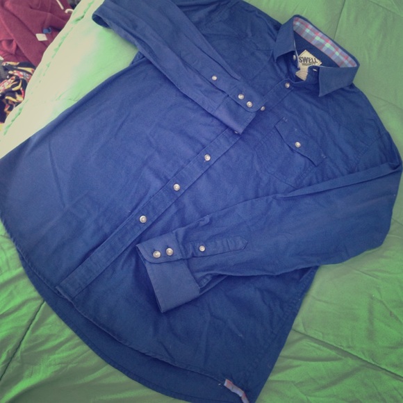 Men's XL Swell Organics Button Down