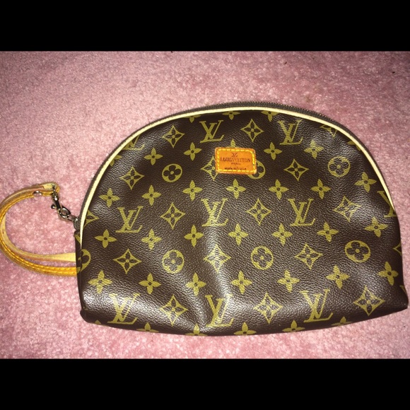 Makeup bag