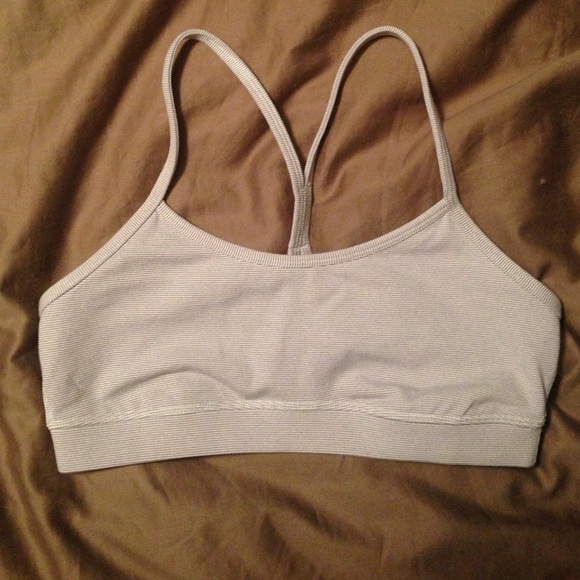 Size 6 lulu lemon bra