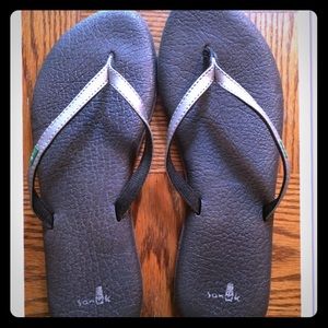 Sanuk flip flops