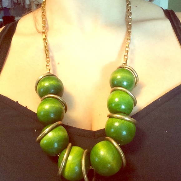 Funky Statement Necklace - Picture 1 of 4