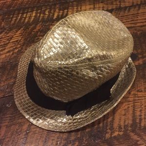 BeBe. Fedora NWT