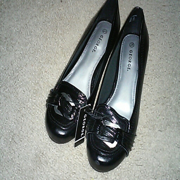 Black women's dress shoes