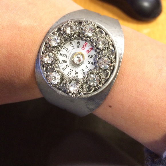 Watch dial bracelet - Picture 2 of 2