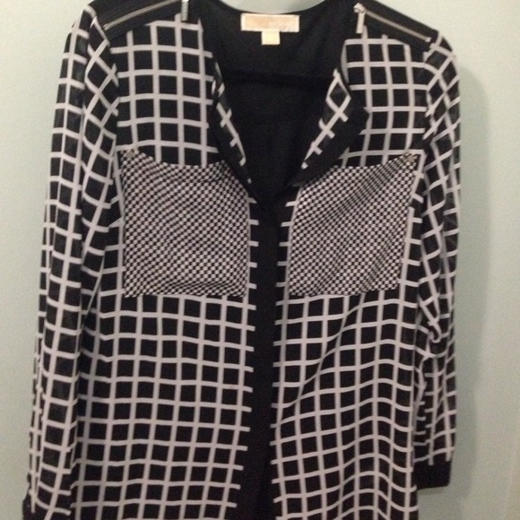MICHAEL KORS black and white shirt