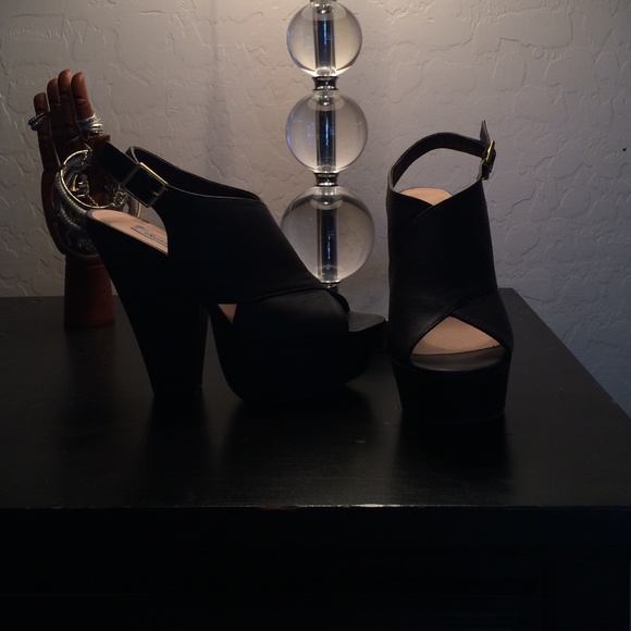 Black chunky heels