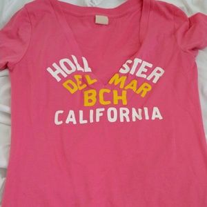 V neck Hollister tee