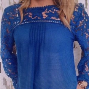Gorgeous brand new chiffon lace sleeve top