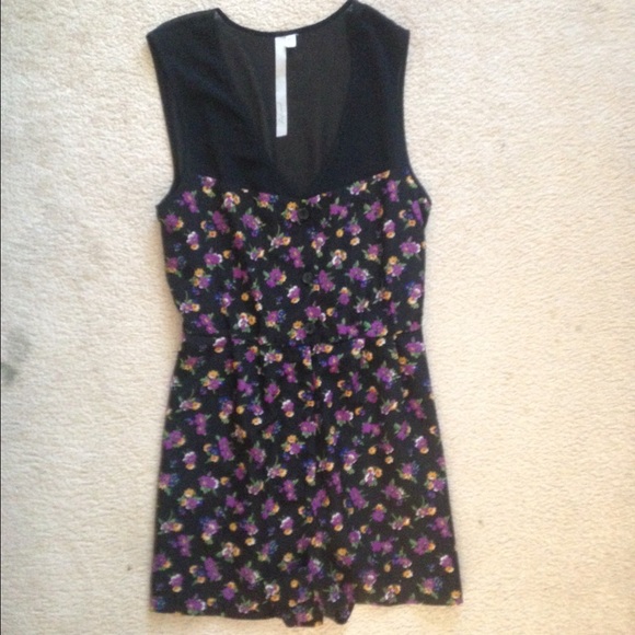 Urban outfitters black, flower print romper