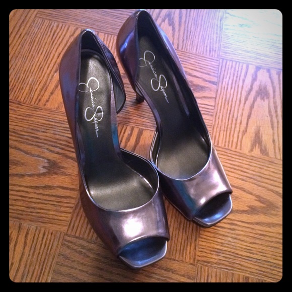 Jessica Simpson heels