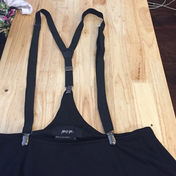 🌟Sold🌟Black flowy skirt - Picture 2 of 2