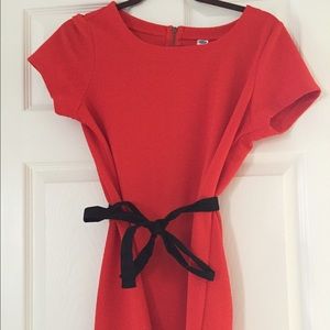 Maternity red tunic